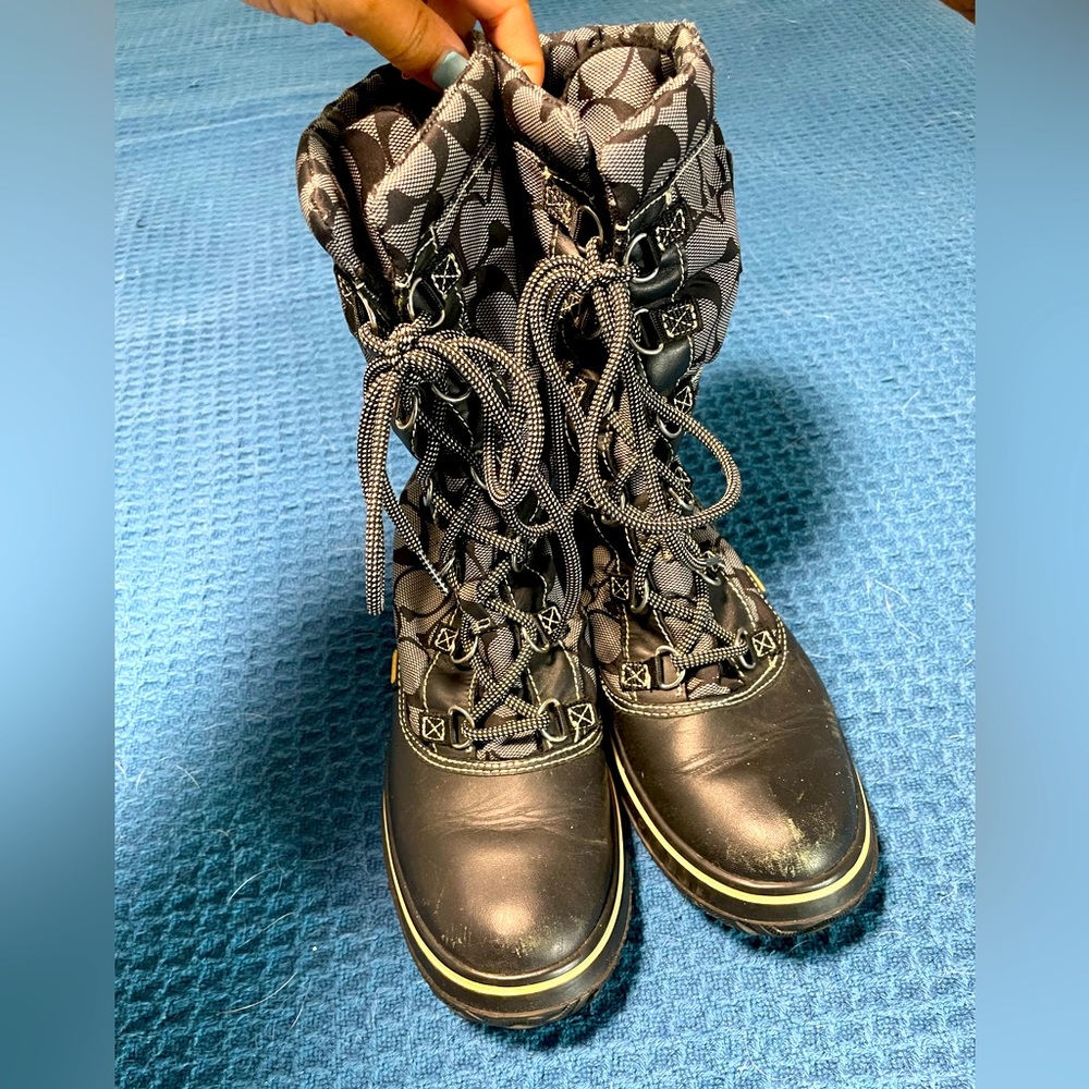 Coach Shaine Black/Grey Winter Boots Size 7